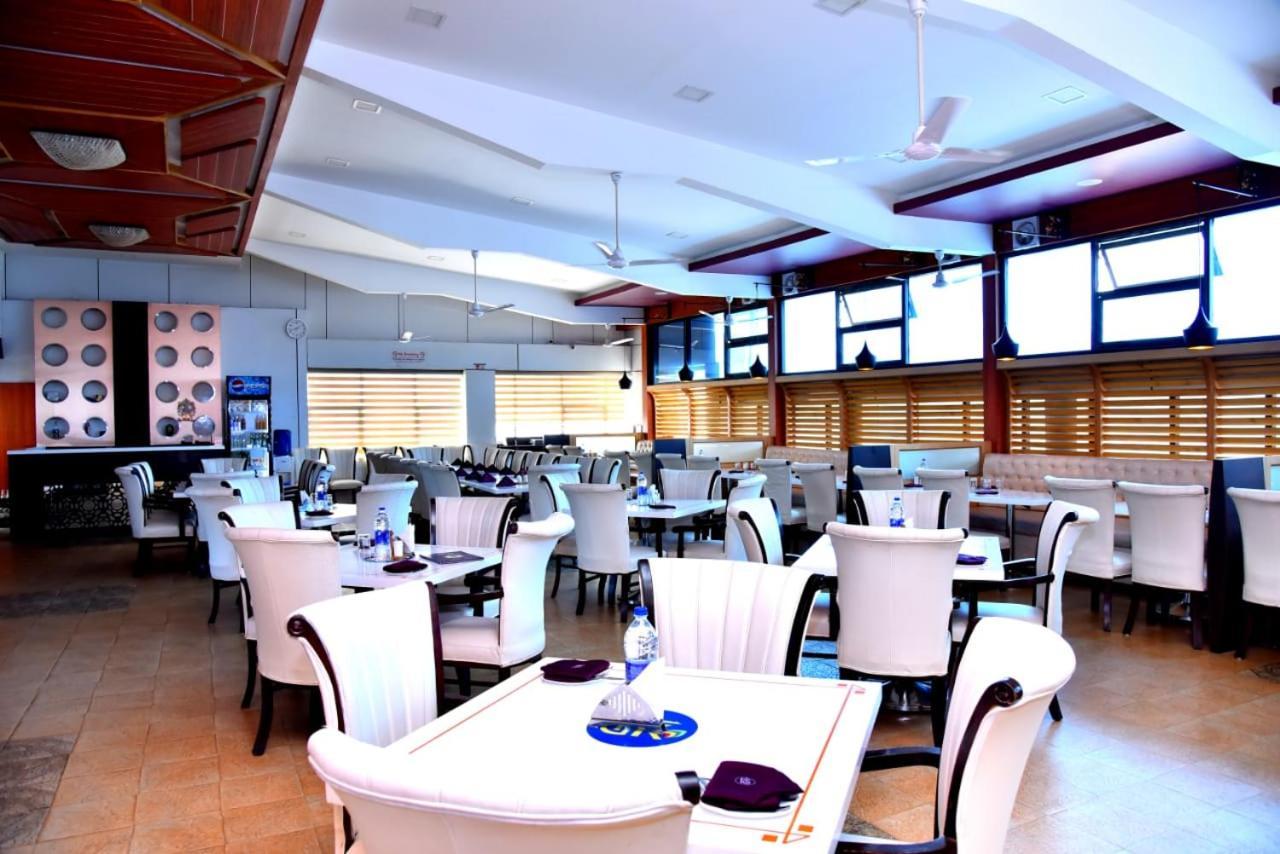 The Grand Krishna Luxury Hotel Chikmagalūr Exteriör bild